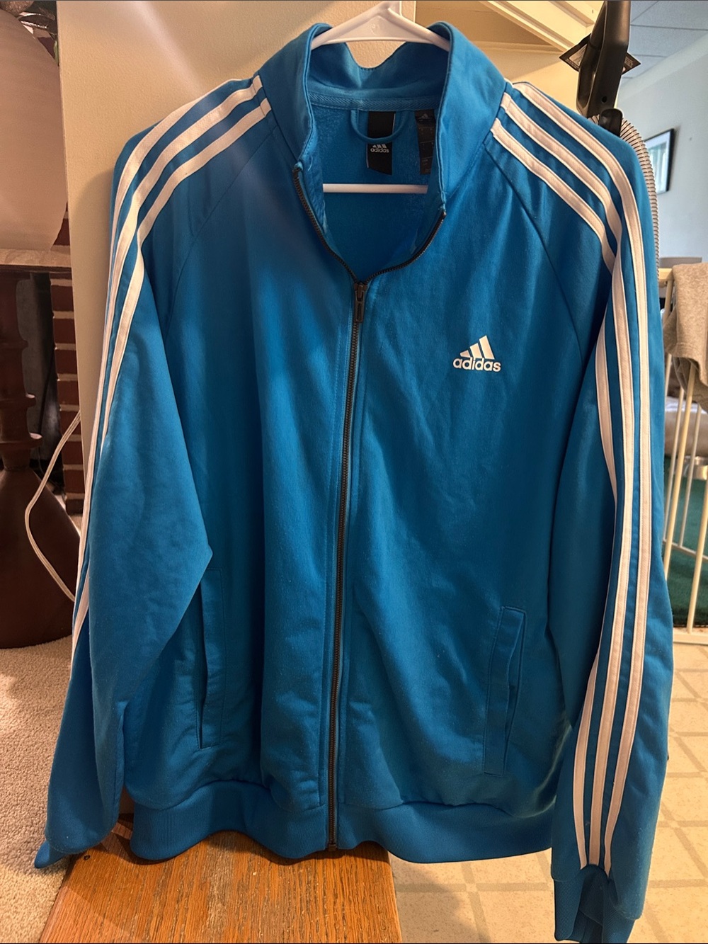Men’s Adidas large blue zip up jacket